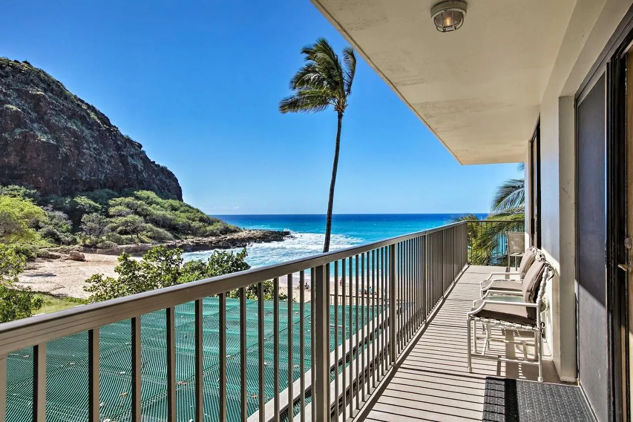 Stunning Makaha Condo With Pool Access And Ocean View! Waianae USA